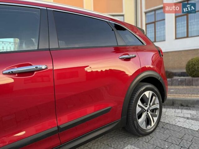 Красный Киа Niro, объемом двигателя 0 л и пробегом 67 тыс. км за 19850 $, фото 29 на Automoto.ua