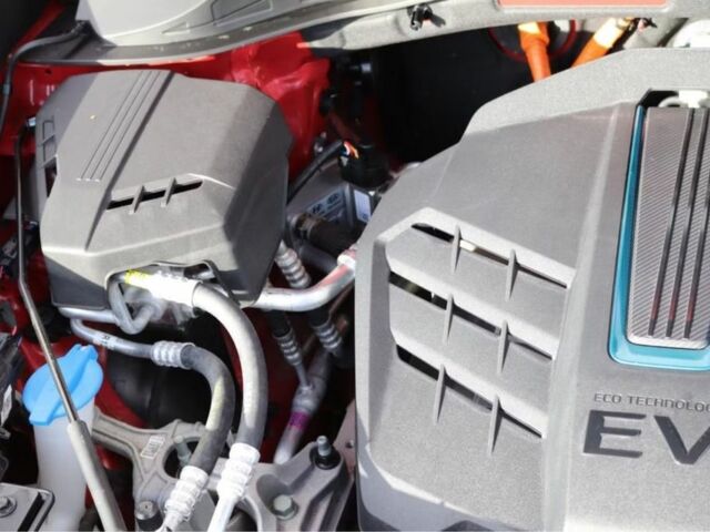 Красный Киа Niro, объемом двигателя 0 л и пробегом 84 тыс. км за 18368 $, фото 19 на Automoto.ua