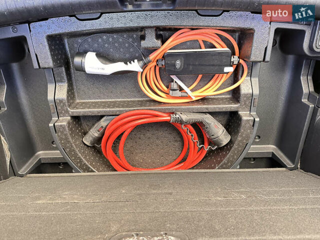 Червоний Кіа Niro, об'ємом двигуна 0 л та пробігом 163 тис. км за 17900 $, фото 80 на Automoto.ua