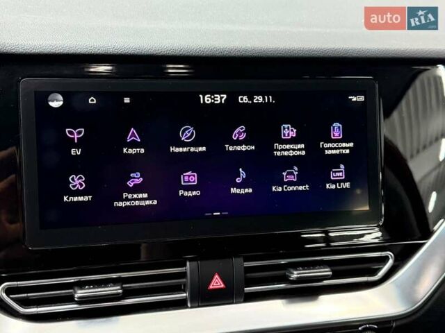Червоний Кіа Niro, об'ємом двигуна 0 л та пробігом 110 тис. км за 19648 $, фото 19 на Automoto.ua