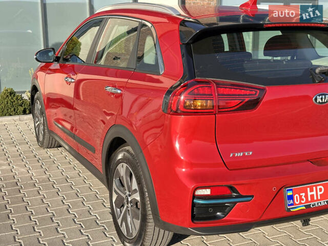 Красный Киа Niro, объемом двигателя 0 л и пробегом 161 тыс. км за 17950 $, фото 12 на Automoto.ua