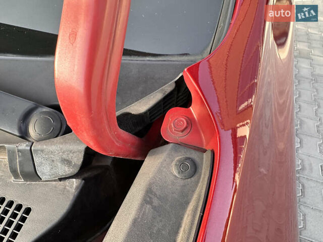 Червоний Кіа Niro, об'ємом двигуна 0 л та пробігом 163 тис. км за 17900 $, фото 31 на Automoto.ua