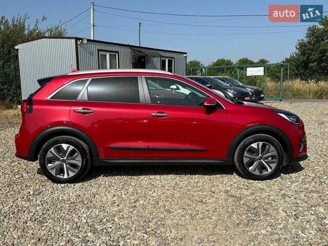 Червоний Кіа Niro, об'ємом двигуна 0 л та пробігом 48 тис. км за 23700 $, фото 21 на Automoto.ua