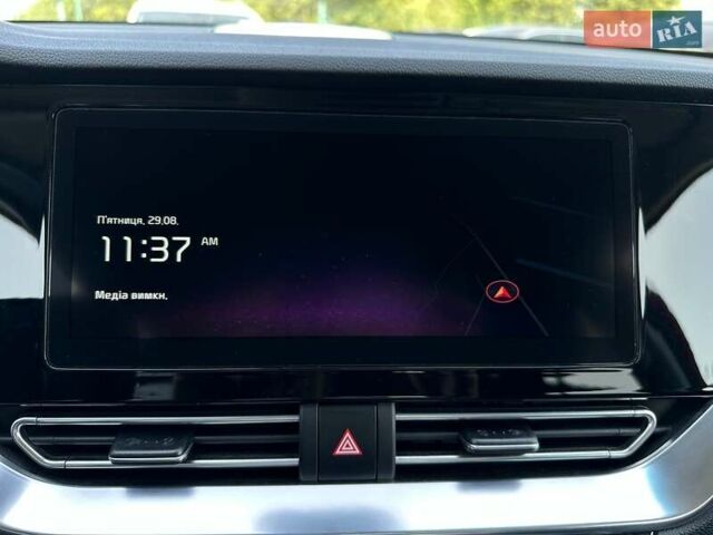 Червоний Кіа Niro, об'ємом двигуна 0 л та пробігом 48 тис. км за 23700 $, фото 53 на Automoto.ua