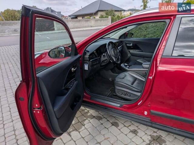 Червоний Кіа Niro, об'ємом двигуна 0 л та пробігом 146 тис. км за 19900 $, фото 20 на Automoto.ua