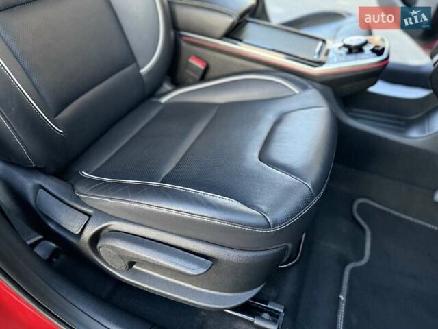 Красный Киа Niro, объемом двигателя 0 л и пробегом 67 тыс. км за 19850 $, фото 89 на Automoto.ua