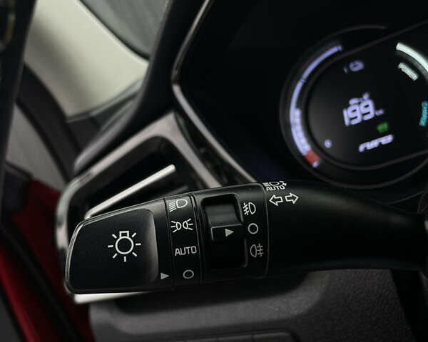 Киа Niro 2020 в Дрогобыче на Automoto.ua Красный Киа Niro, объемом двигателя 0 л и пробегом 159 тыс. км за 19399 $, фото 50 на Automoto.ua