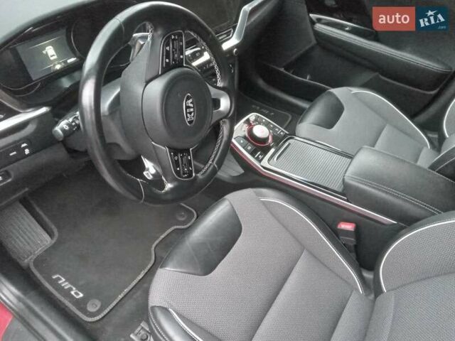 Красный Киа Niro, объемом двигателя 0 л и пробегом 87 тыс. км за 20492 $, фото 49 на Automoto.ua