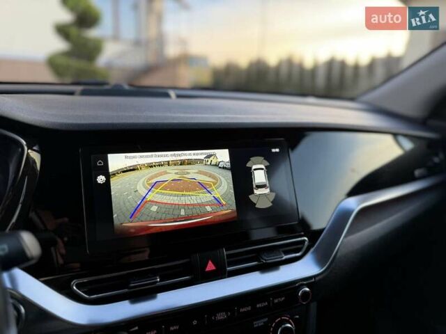 Красный Киа Niro, объемом двигателя 0 л и пробегом 67 тыс. км за 19850 $, фото 59 на Automoto.ua