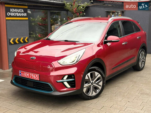 Червоний Кіа Niro, об'ємом двигуна 0 л та пробігом 151 тис. км за 18500 $, фото 2 на Automoto.ua