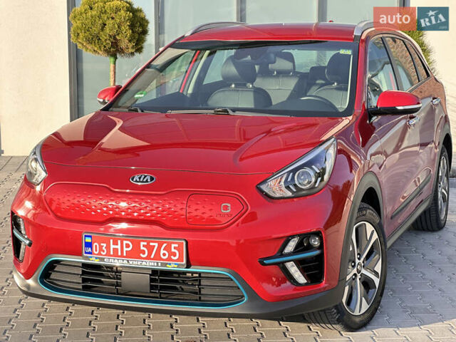 Красный Киа Niro, объемом двигателя 0 л и пробегом 161 тыс. км за 17950 $, фото 22 на Automoto.ua