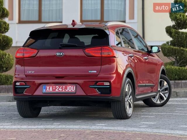Красный Киа Niro, объемом двигателя 0 л и пробегом 67 тыс. км за 19850 $, фото 44 на Automoto.ua