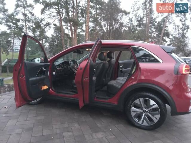 Красный Киа Niro, объемом двигателя 0 л и пробегом 87 тыс. км за 20492 $, фото 30 на Automoto.ua