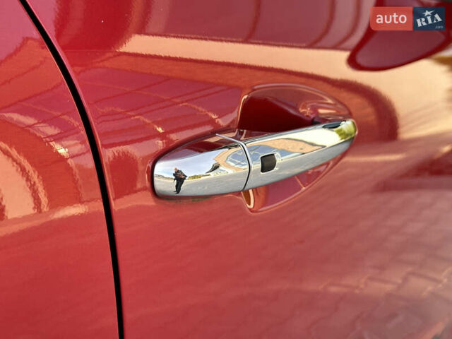 Красный Киа Niro, объемом двигателя 0 л и пробегом 163 тыс. км за 17850 $, фото 46 на Automoto.ua