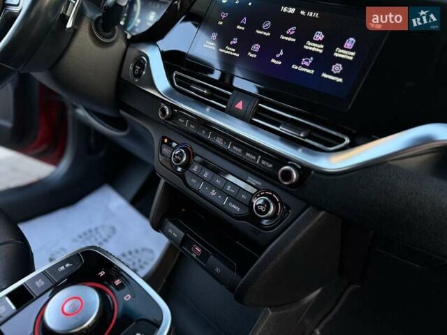 Красный Киа Niro, объемом двигателя 0 л и пробегом 67 тыс. км за 19850 $, фото 84 на Automoto.ua