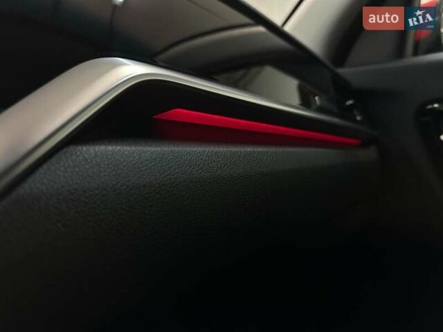 Красный Киа Niro, объемом двигателя 0 л и пробегом 47 тыс. км за 24900 $, фото 18 на Automoto.ua