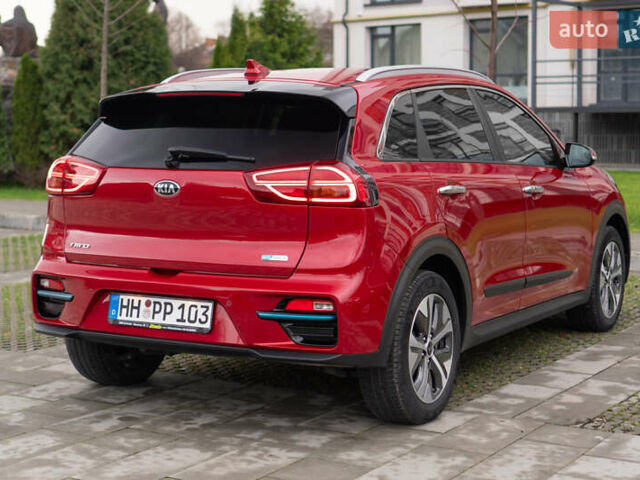 Червоний Кіа Niro, об'ємом двигуна 0 л та пробігом 46 тис. км за 24500 $, фото 12 на Automoto.ua