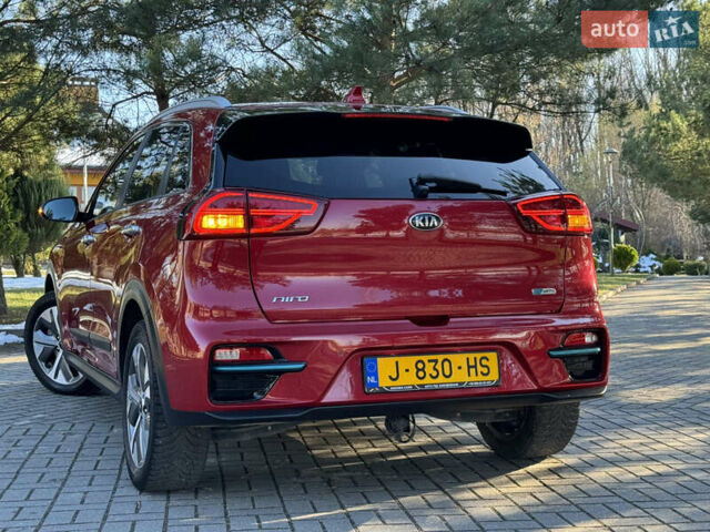 Красный Киа Niro, объемом двигателя 0 л и пробегом 55 тыс. км за 19750 $, фото 45 на Automoto.ua