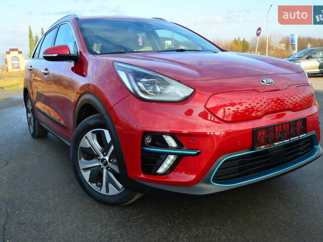 Красный Киа Niro, объемом двигателя 0 л и пробегом 91 тыс. км за 19550 $, фото 17 на Automoto.ua