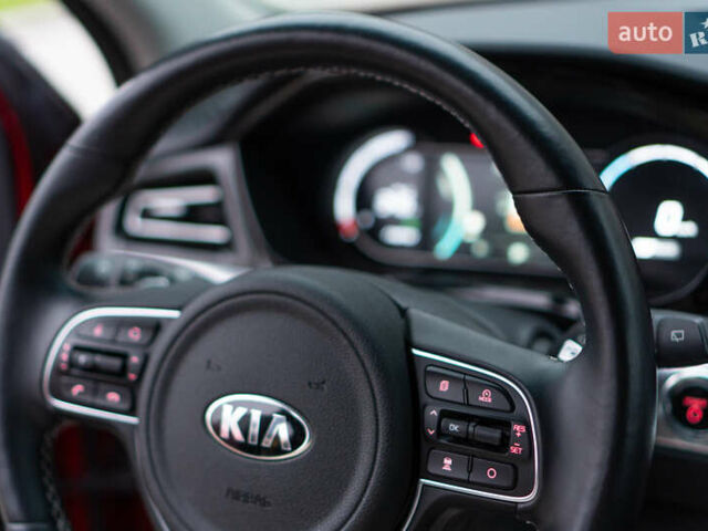 Червоний Кіа Niro, об'ємом двигуна 0 л та пробігом 46 тис. км за 24500 $, фото 67 на Automoto.ua