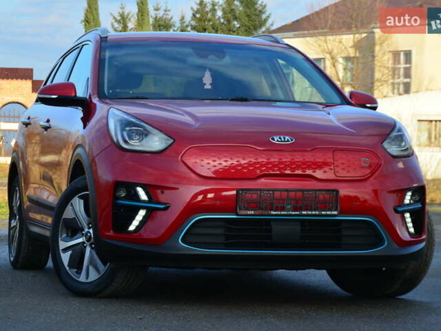 Красный Киа Niro, объемом двигателя 0 л и пробегом 91 тыс. км за 19550 $, фото 22 на Automoto.ua