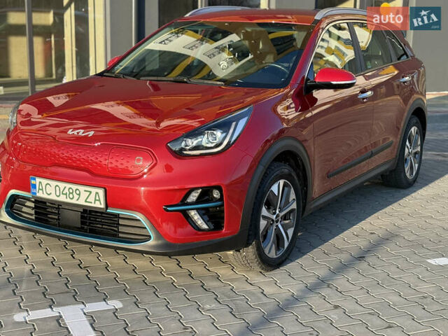 Красный Киа Niro, объемом двигателя 0 л и пробегом 40 тыс. км за 23000 $, фото 1 на Automoto.ua