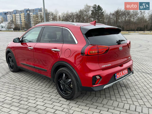 Красный Киа Niro, объемом двигателя 1.6 л и пробегом 108 тыс. км за 19500 $, фото 3 на Automoto.ua