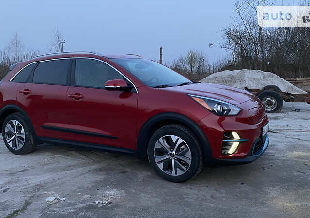 Червоний Кіа Niro, об'ємом двигуна 0 л та пробігом 60 тис. км за 26000 $, фото 1 на Automoto.ua