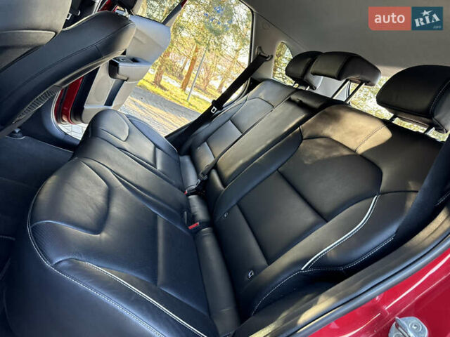 Красный Киа Niro, объемом двигателя 0 л и пробегом 55 тыс. км за 19750 $, фото 100 на Automoto.ua