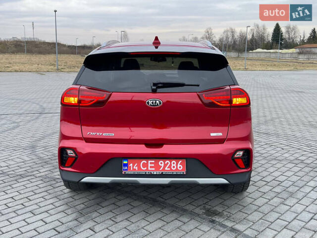 Красный Киа Niro, объемом двигателя 1.6 л и пробегом 108 тыс. км за 19500 $, фото 4 на Automoto.ua