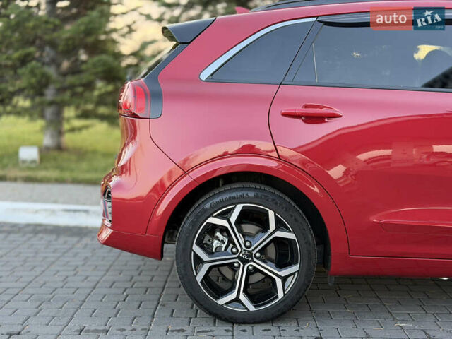 Красный Киа Niro, объемом двигателя 1.6 л и пробегом 52 тыс. км за 23800 $, фото 24 на Automoto.ua