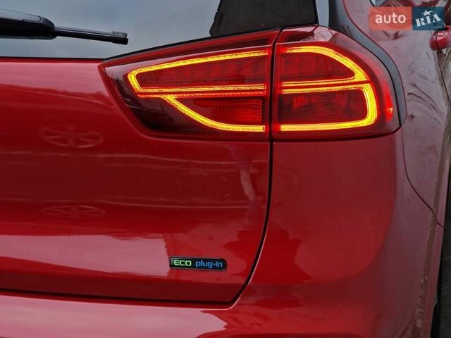 Червоний Кіа Niro, об'ємом двигуна 1.58 л та пробігом 34 тис. км за 28990 $, фото 18 на Automoto.ua