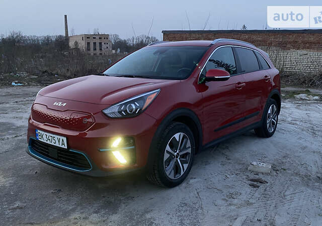 Червоний Кіа Niro, об'ємом двигуна 0 л та пробігом 60 тис. км за 26000 $, фото 8 на Automoto.ua