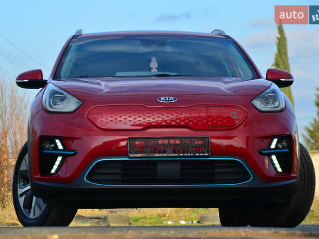 Красный Киа Niro, объемом двигателя 0 л и пробегом 91 тыс. км за 19550 $, фото 21 на Automoto.ua