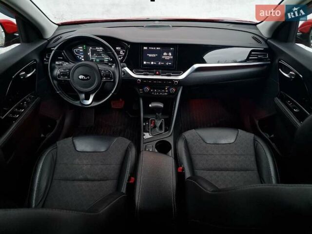 Червоний Кіа Niro, об'ємом двигуна 1.58 л та пробігом 34 тис. км за 28990 $, фото 58 на Automoto.ua