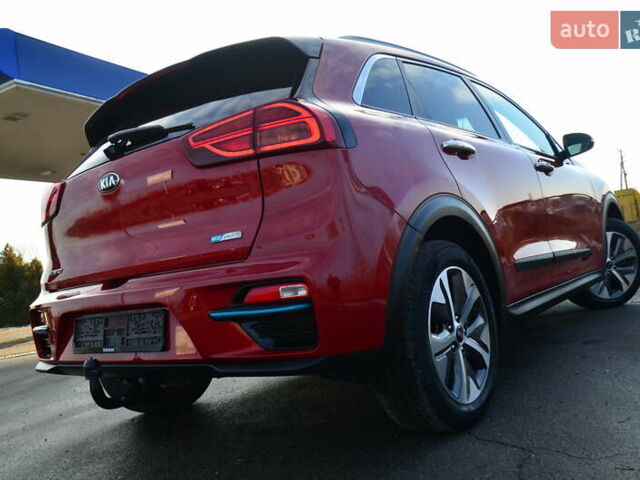 Красный Киа Niro, объемом двигателя 0 л и пробегом 91 тыс. км за 19550 $, фото 33 на Automoto.ua