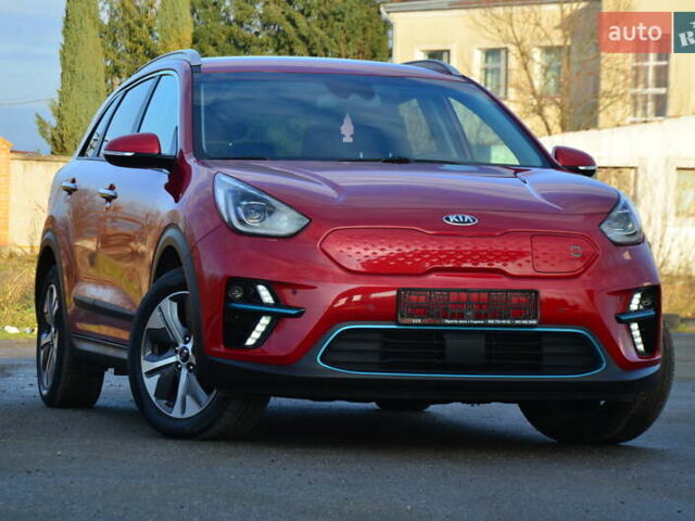 Красный Киа Niro, объемом двигателя 0 л и пробегом 91 тыс. км за 19550 $, фото 20 на Automoto.ua