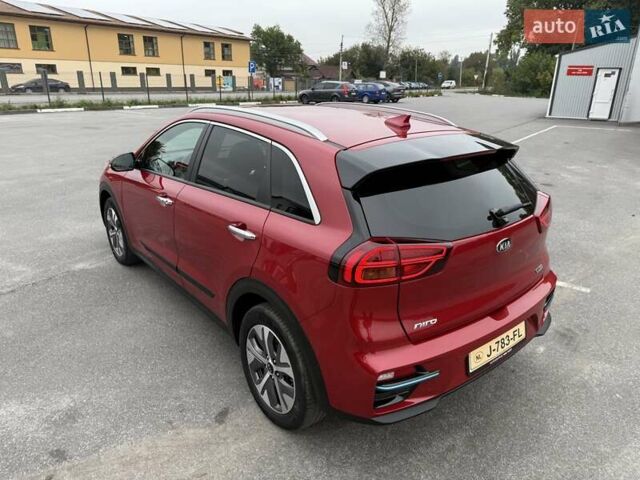 Червоний Кіа Niro, об'ємом двигуна 0 л та пробігом 52 тис. км за 21700 $, фото 8 на Automoto.ua