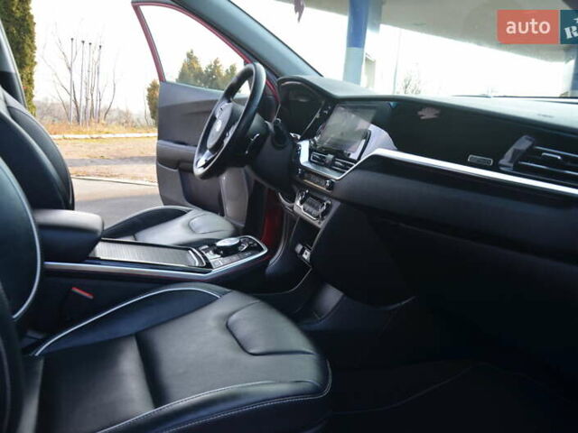 Красный Киа Niro, объемом двигателя 0 л и пробегом 91 тыс. км за 19550 $, фото 60 на Automoto.ua