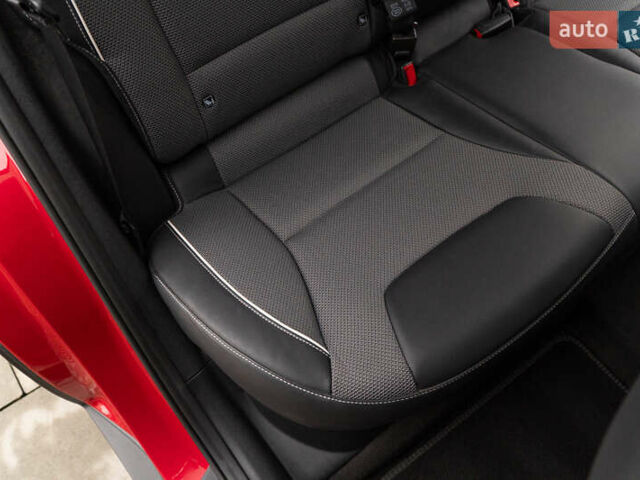 Червоний Кіа Niro, об'ємом двигуна 0 л та пробігом 46 тис. км за 24500 $, фото 41 на Automoto.ua