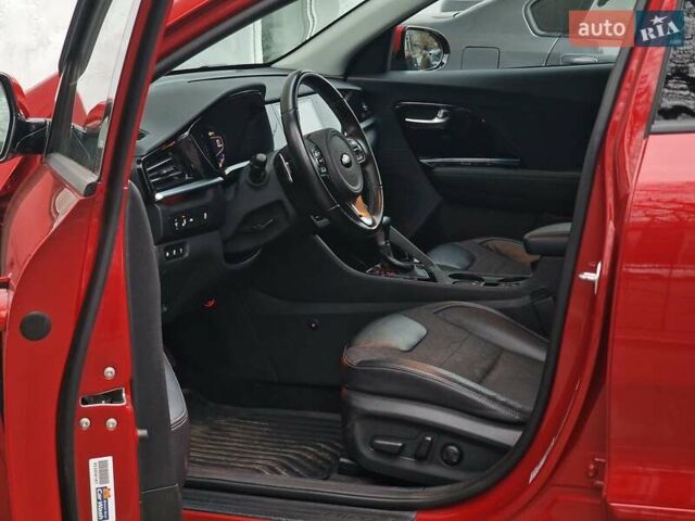 Червоний Кіа Niro, об'ємом двигуна 1.58 л та пробігом 34 тис. км за 28990 $, фото 35 на Automoto.ua
