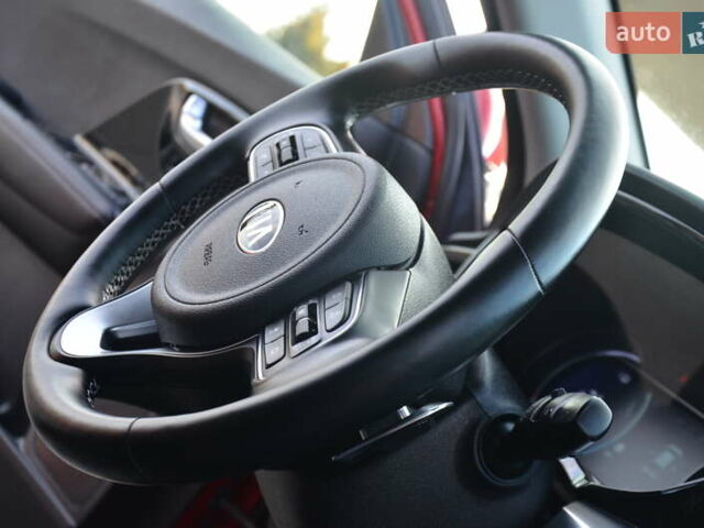 Красный Киа Niro, объемом двигателя 0 л и пробегом 91 тыс. км за 19550 $, фото 65 на Automoto.ua