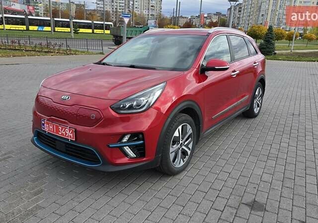 Червоний Кіа Niro, об'ємом двигуна 0 л та пробігом 141 тис. км за 19700 $, фото 1 на Automoto.ua