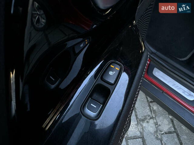 Красный Киа Niro, объемом двигателя 0 л и пробегом 55 тыс. км за 19750 $, фото 98 на Automoto.ua