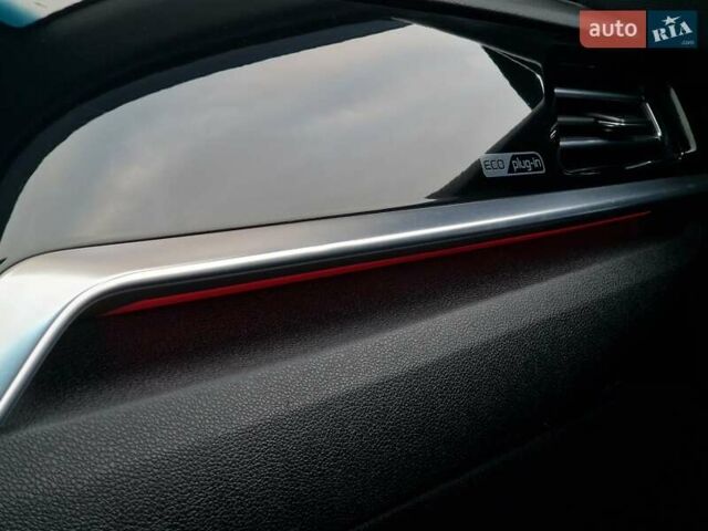 Червоний Кіа Niro, об'ємом двигуна 1.58 л та пробігом 34 тис. км за 28990 $, фото 50 на Automoto.ua