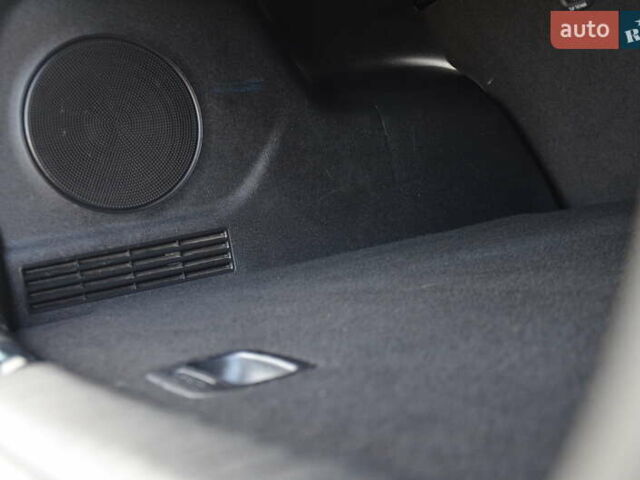 Красный Киа Niro, объемом двигателя 0 л и пробегом 91 тыс. км за 19550 $, фото 55 на Automoto.ua