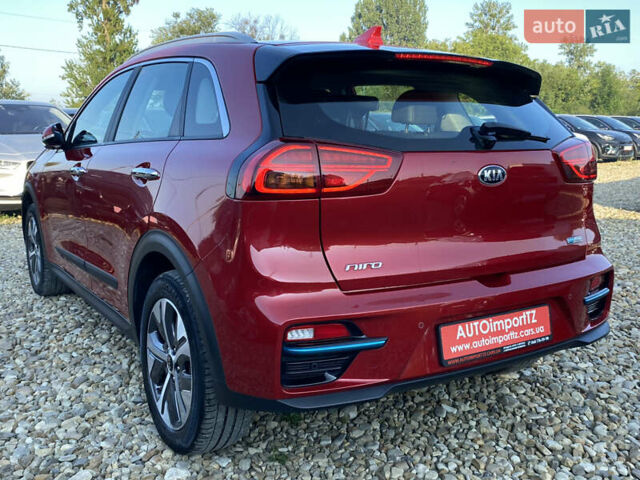Красный Киа Niro, объемом двигателя 0 л и пробегом 111 тыс. км за 20300 $, фото 17 на Automoto.ua