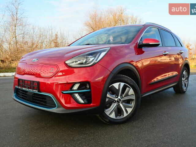 Красный Киа Niro, объемом двигателя 0 л и пробегом 91 тыс. км за 19550 $, фото 8 на Automoto.ua