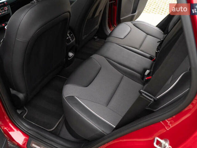 Червоний Кіа Niro, об'ємом двигуна 0 л та пробігом 46 тис. км за 24500 $, фото 36 на Automoto.ua