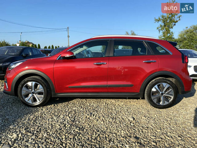 Красный Киа Niro, объемом двигателя 0 л и пробегом 111 тыс. км за 20300 $, фото 15 на Automoto.ua